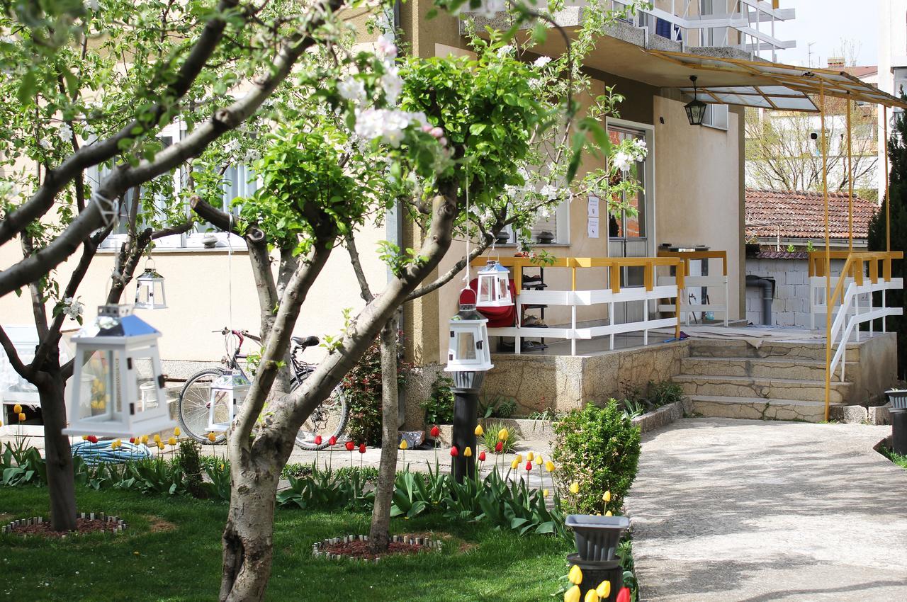 بتش Sarac Hostel المظهر الخارجي الصورة