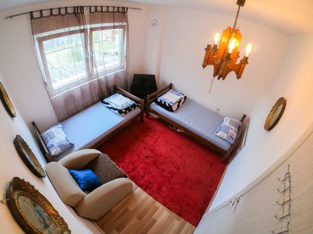 بتش Sarac Hostel المظهر الخارجي الصورة